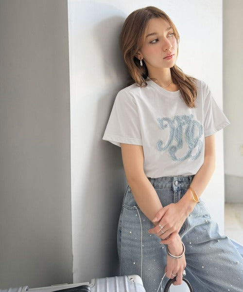 【mily bilet】1枚でサマになる。レースの透け感と光沢が魅力のレースワッペンTシャツ（半袖） mi1029185