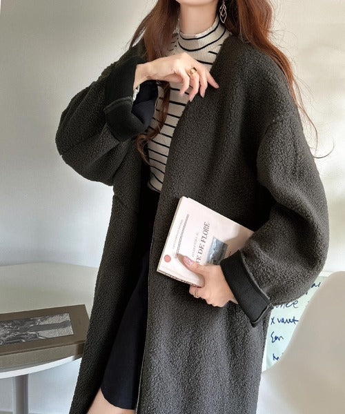 これ一枚で暖かい×大人の抜け感。表ボア×裏フリースダブルフェイス配色ノーカラーコート ce1260290
