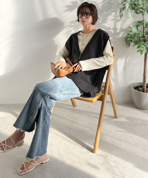 【Classical Evon】シンプルな品をまとう。リネンタッチベスト（Vネック） ev1070206