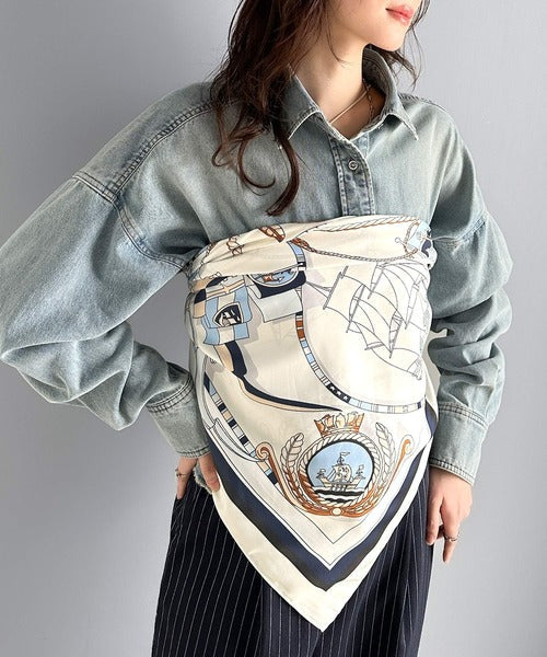 差し色が上品カワイイ♪90cm×90cmパネル柄シルクライク大判スカーフ ce1240056