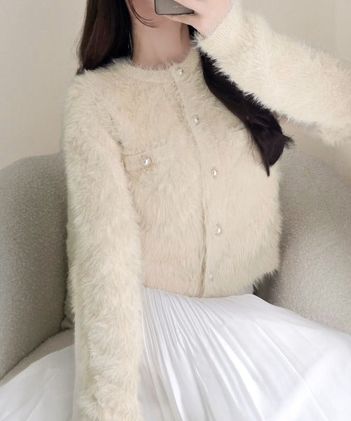 【mily bilet】大人可愛い、愛されニット。パール調ボタン使いキルティング風フェザーニットジャケット mi1359067