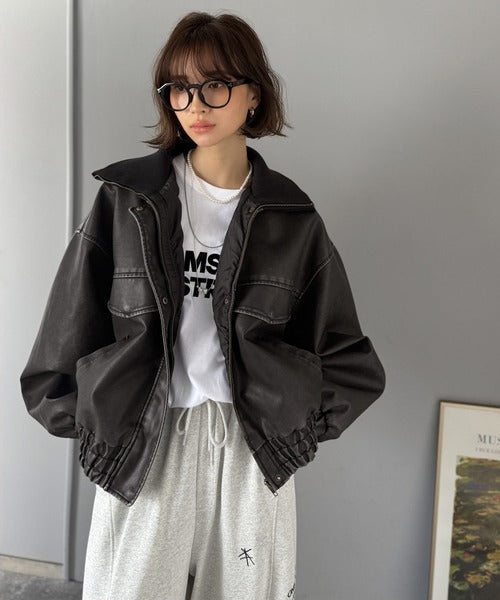 《JaVaジャバコラボ》ゆるっとシルエットで、こなれたムードをプラス。ヴィンテージ加工フェイクレザージャケット jv1070167