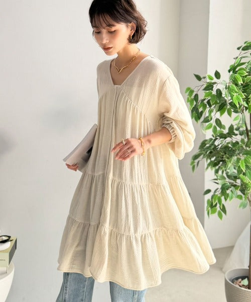 【Classical Evon】華やかさと体型カバーを両立する、着回し抜群な1枚。前後2wayパナマ風ティアードチュニック（長袖） ev1010591