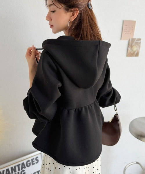 【mily bilet】ふんわりフレアがフェミニンに映える♪ペプラムダブルジップダンボールパーカー mi0789015