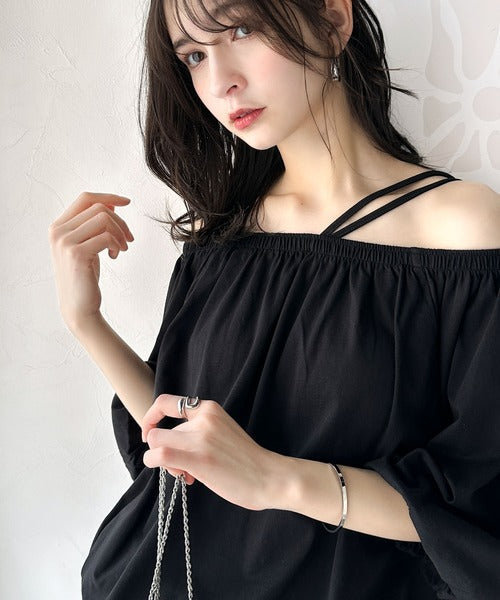 抜け感たっぷりの旬顔。マルチway綿100％シルケット加工ギャザー使いバルーンシルエットアシメブラウス（半袖） ce1260381