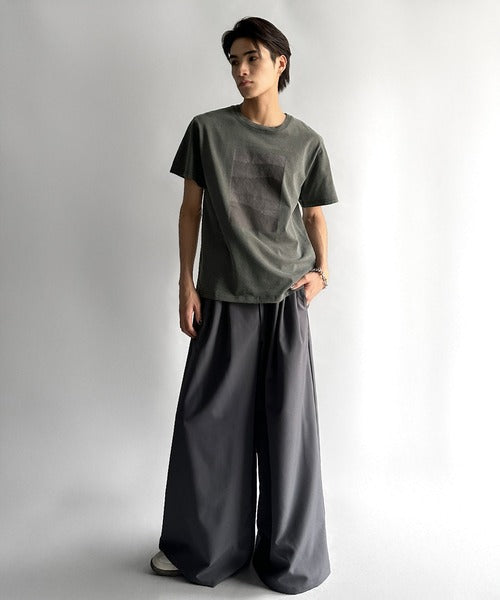 「即トレンド男子。」タイトフィットピグメント加工プリントTシャツ／Tight Fit Pigment-Dyed Print T-Shirt co1010001