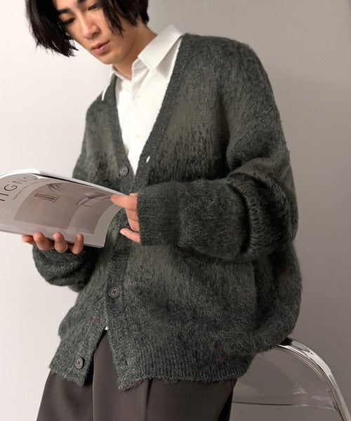 グラデーションボーダー柄Vネックニットカーディガン／Gradient Stripe V-Neck Cardigan co1150120