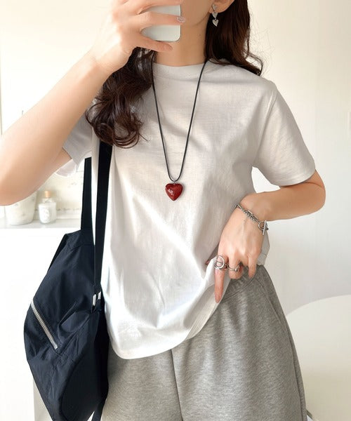 【sustaina+】シンプルなのに格上げ感抜群。オーガニックコットン100%前後2wayロゴ刺繍＆フロッキーTシャツ(半袖) ce1260399