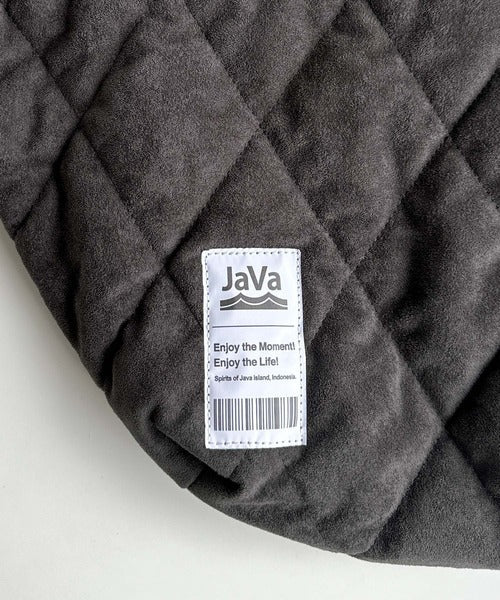 《JaVaジャバコラボ》暖かみのある生地が魅力。スウェードライクキルティングビッグラウンドショルダーバッグ（大容量） jv1179070