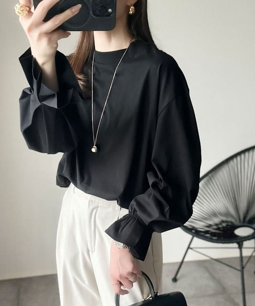 ひとさじの甘さ。微光沢仕立て、シルケット加工ハイネックキャンディスリーブTシャツ（長袖） ce1020306