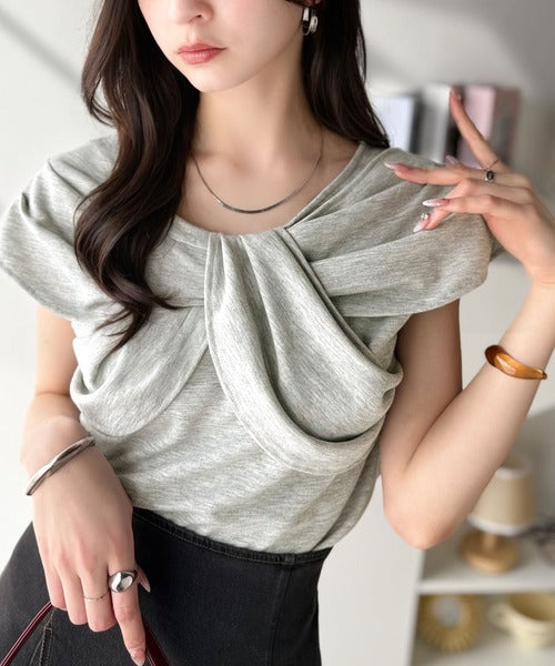 ”きれいめラフ”にこれ一択♪胸元ツイストリボンデザインTシャツ（半袖） ce1110121