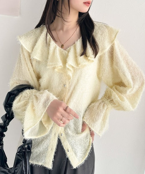 【mily bilet】ふんわり愛らしさを纏う大人ガーリーMIX。シアーフェザーフリル襟キャンディースリーブブラウス（長袖） mi1019078