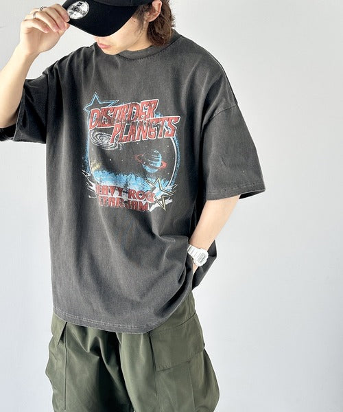 《JAVA ジャバコラボ》トレンドのヴィンテージ感が魅力。コットン100%グラフィックプリントピグメントビッグTシャツ jv1029051