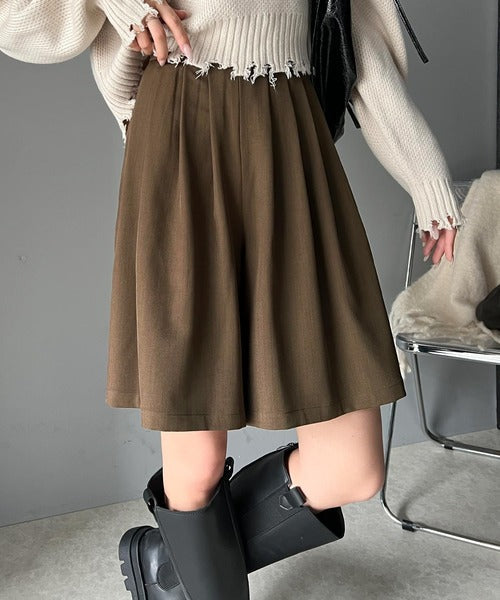 ボリュームフロントタックキュロットパンツ ce1070131