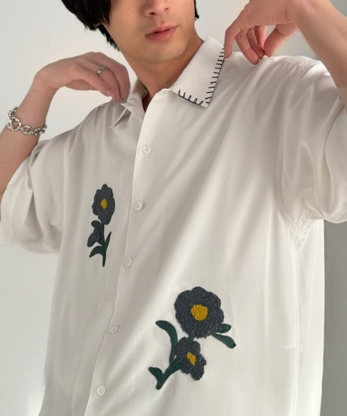 【接触冷感機能付き】サガラ刺繍フラワーステッチシャツ／Cool-Touch Fabric Sagara Embroidered Flower Stitch Shirt (半袖) co1320019