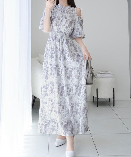 【mily bilet】爽やかで優雅な大人フェミニン。肩開きリボン２WAY花柄バルーン袖ワンピース（ロング丈） mi1139084