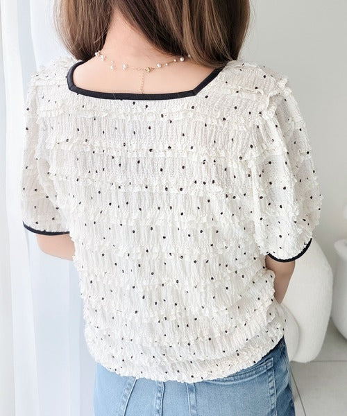 【mily bilet】フレンチシックな装いでドラマチックに彩る。前後2wayフリルドットカーディガン（半袖） mi1029182