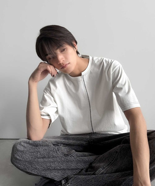 Asymmetric Stitch Design T-Shirt／アシンメトリーデザイン配色ステッチTシャツ co1150013