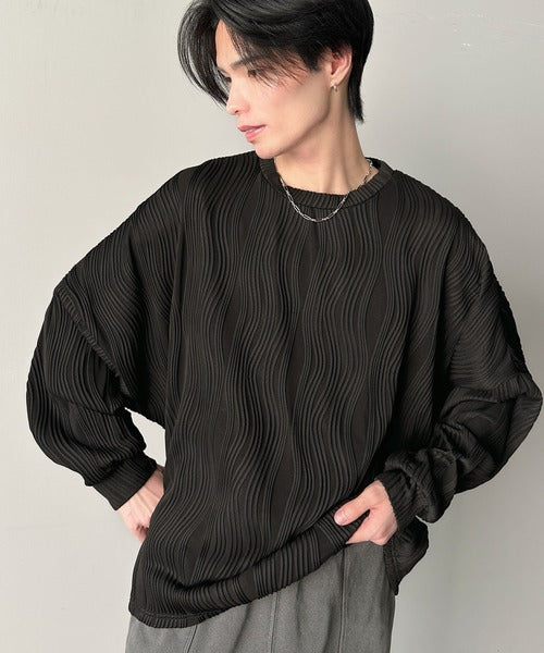 ゆるさとスタイリッシュを両立。オーバーサイズウェーブ柄ジャガード長袖Ｔシャツ cm1010428