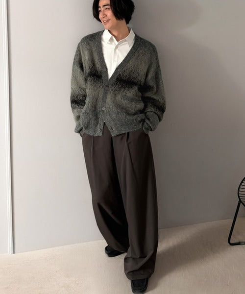 グラデーションボーダー柄Vネックニットカーディガン／Gradient Stripe V-Neck Cardigan co1150120