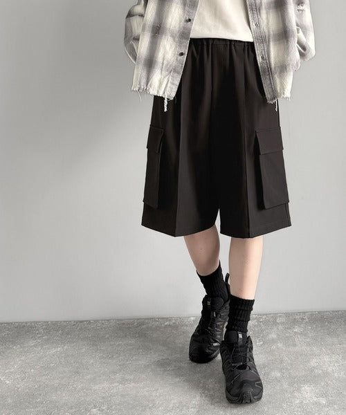 「整う、ラフ感。」カーゴポケット ルーズシルエット ハーフスラックス／Cargo Pocket Loose Silhouette Half Slacks co1150030
