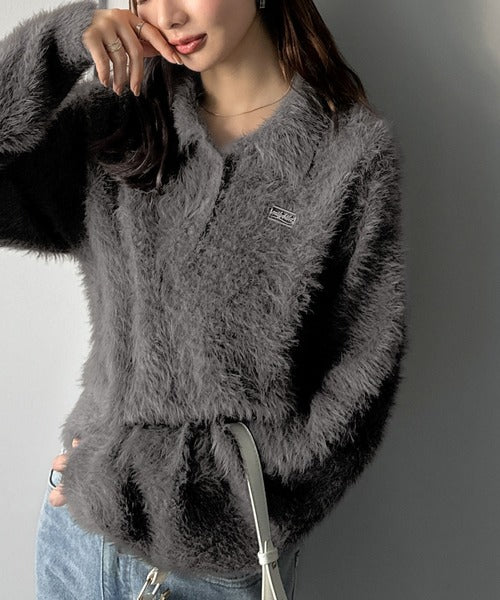 【mily bilet】カジュアルな大人ふんわり。メタルプレート使いフェザーシャギーポロニット（長袖） mi1029134