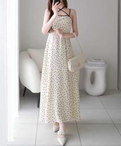 【mily bilet】上品さと抜け感をひとまとめに。ドットキャミワンピプラスノースリジャケットセット（2点セット） mi1139100