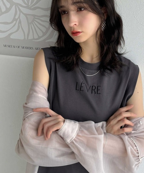 春夏コーデの主役！シルケット胸元刺繍サイド裾スリット入りノースリーブカットソー ce1020199
