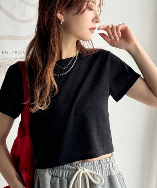さりげなく輝くラメが主役。ラメ入りショート丈Tシャツ（半袖） ce1110124