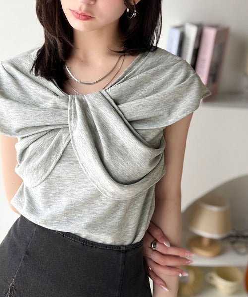 ”きれいめラフ”にこれ一択♪胸元ツイストリボンデザインTシャツ（半袖） ce1110121