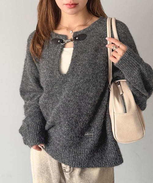【mily bilet】癒しのモヘアタッチ。バックル使いVネックニット（長袖） mi1029138