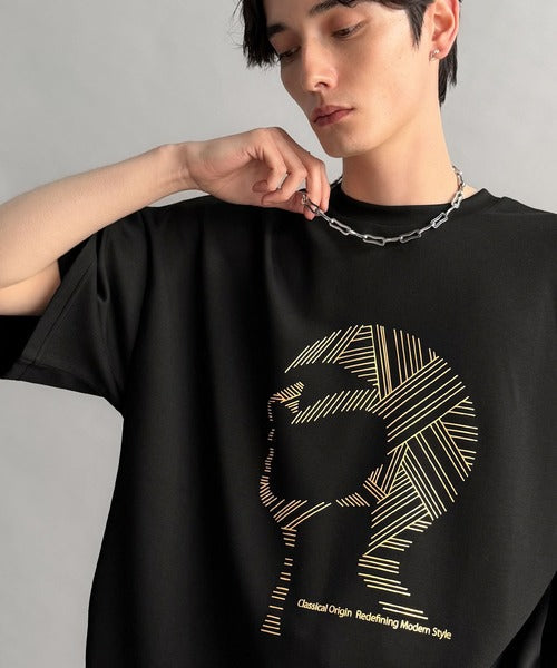 「視線を独り占め。」フェイスグラフィックオーバーサイズTシャツ／Face Graphic Oversized Double-Knit T-Shirt co1010006