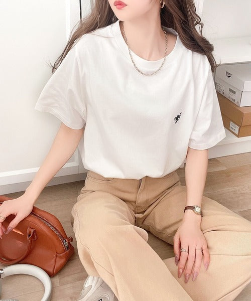 《Javaジャバコラボ》【sustaina+】大人の上級シンプル。滑らか綿100％ワンポイント刺繍Tシャツ jv1260113