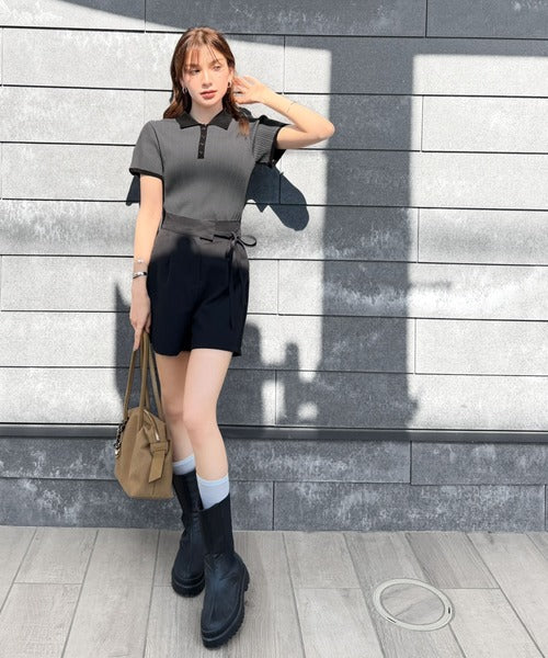 【mily bilet】オン・オフ使えて、春夏コーデにピッタリ。金縁ボタン使いバイカラーリブポロニット(半袖) mi1029197