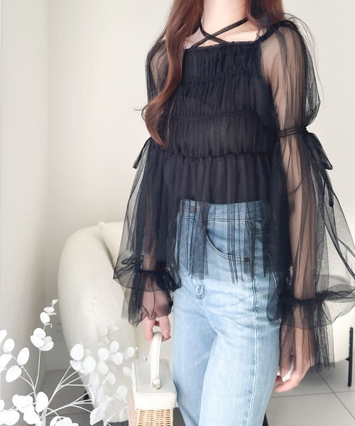 【mily bilet】自由自在な着こなしが楽しめる。リボン使い２ＷＡＹボリュームスリーブチュールオフショルブラウス mi1019041
