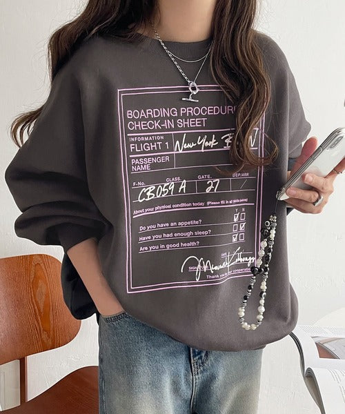 《Javaジャバコラボ》インパクト抜群！前後2wayフライトチェックインロゴ刺繍裏起毛スウェット jv1260294