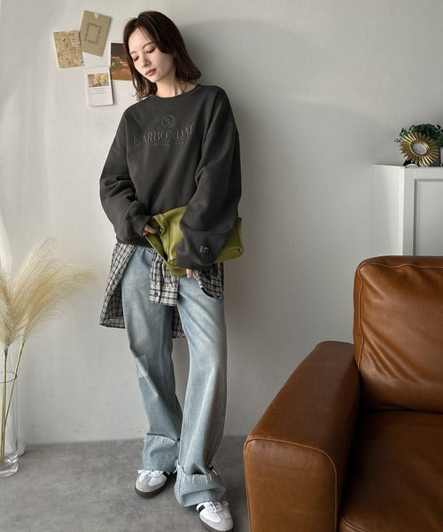 《JaVa ジャバコラボ》微配色刺繍の上品ロゴデザイン。刺繍カレッジロゴ裏起毛スウェット jv1330040