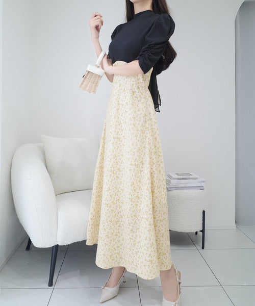【mily bilet】一枚で主役級フェミニンスタイル。後ろシアーリボン花柄ドッキング袖ギャザーワンピース（ロング丈） mi1139073