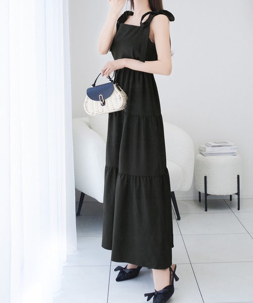 【mily bilet】上品な大人の甘さ惹き立てる、麻ライクなリボン使いキャミティアードワンピース（ロング） mi0789008