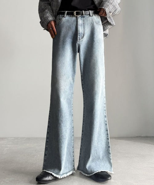 【Classical Origin】「スタイル盛れる。」ブラスト＆裾フリンジ加工ストレッチ素材スリムフレアデニムパンツ／Blasted & Fringed Stretch Slim Flare Denim Pants co0900008