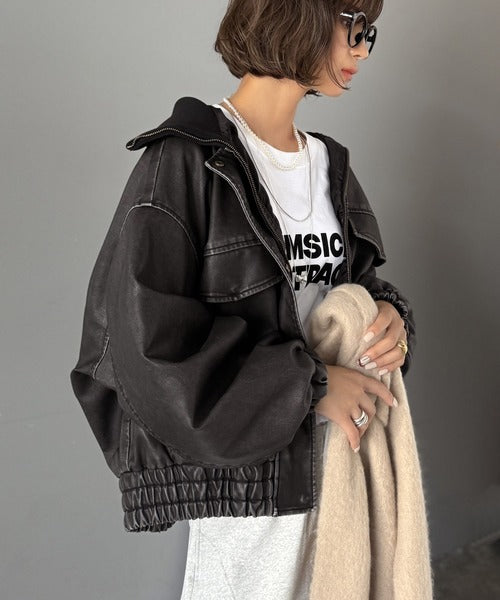 《JaVaジャバコラボ》ゆるっとシルエットで、こなれたムードをプラス。ヴィンテージ加工フェイクレザージャケット jv1070167