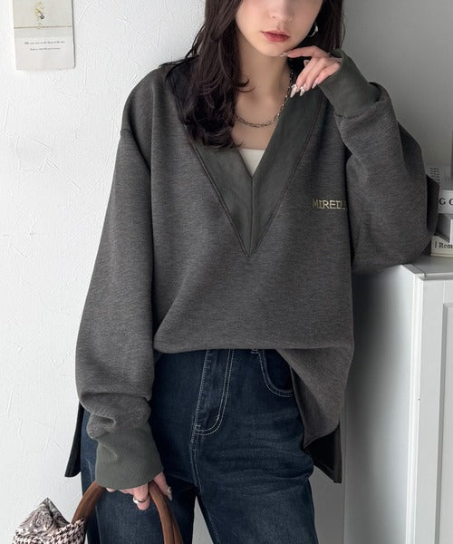 抜け感と上品さを両立。深めのネックで小顔見え♪ 胸刺繍Vネックダンボールニットトップス（長袖） ce1110130