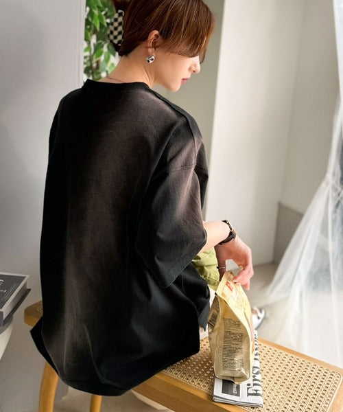 《JaVaジャバコラボ》唯一無二のヴィンテージ感。オーバーサイズシルエットのスプレーダイポケットTシャツ（半袖） jv1020359