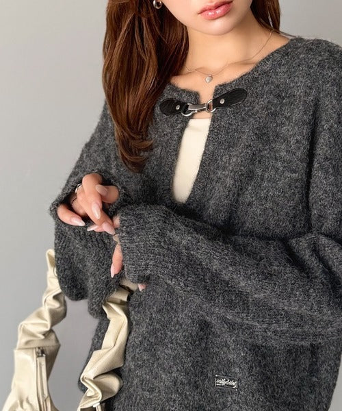 【mily bilet】癒しのモヘアタッチ。バックル使いVネックニット（長袖） mi1029138