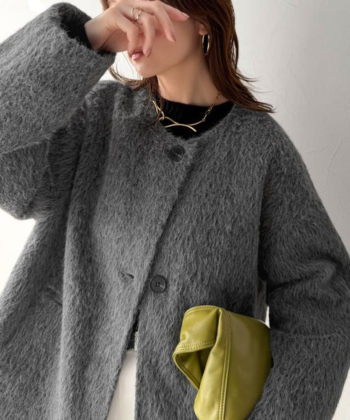 【Classical Evon】品格レディ。頑張らないのに、ちゃんと素敵。シャギー素材ノーカラーシングルコート（ミドル丈） ev1240133