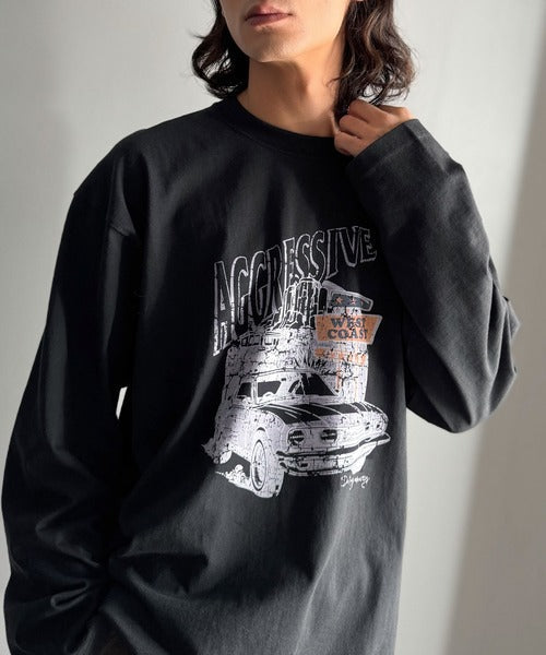 《JaVaジャバコラボ》ヴィンテージ感漂う綿100%クラシックカーグラフィックTシャツ（長袖） jo1150067