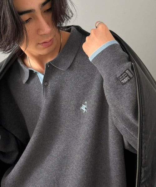 《JaVaジャバコラボ》ラフなのに、きちんと映える。配色スウェットライク胸刺繍入りポロ襟ニット（オーバーサイズ） jo1250005