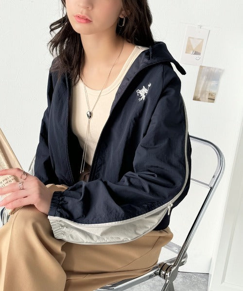 大人スポーティMIX。胸刺繍入り袖ファスナー配色ナイロンジャケット ce1010336