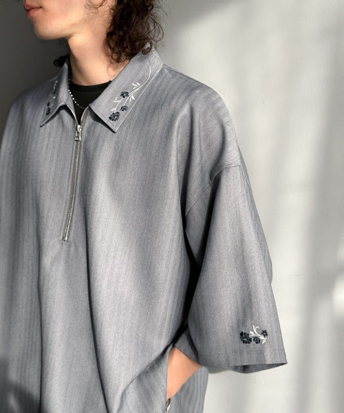 「高見え確定。」刺繍デザインジップシャツ／Embroidered Design Zip Shirt co1010043
