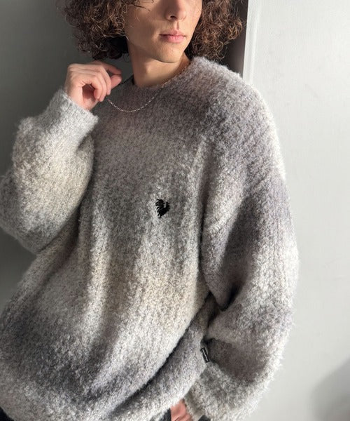 【Classical Origin】「質感で魅せる。」Gradient Boucle Knit Crew Neck Sweater／ブークレー素材グラデ―ションクルーネックセーター co0780013